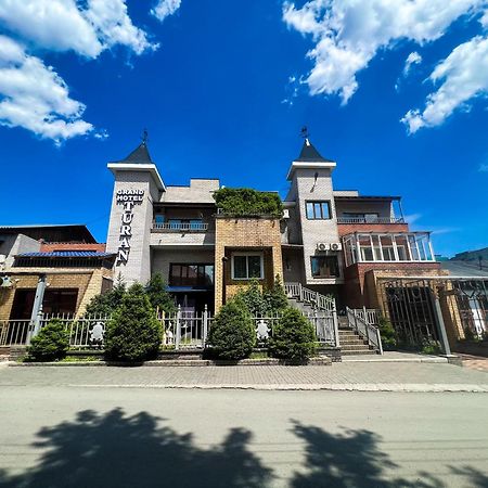 Turan Semey Grand Hotel Exteriör bild